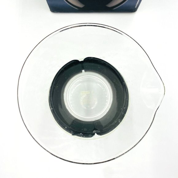 Bodum Pour Over Coffee Maker with Permanent Filter 8 Cup, 1.01, 34 fl. oz - Picture 7 of 9